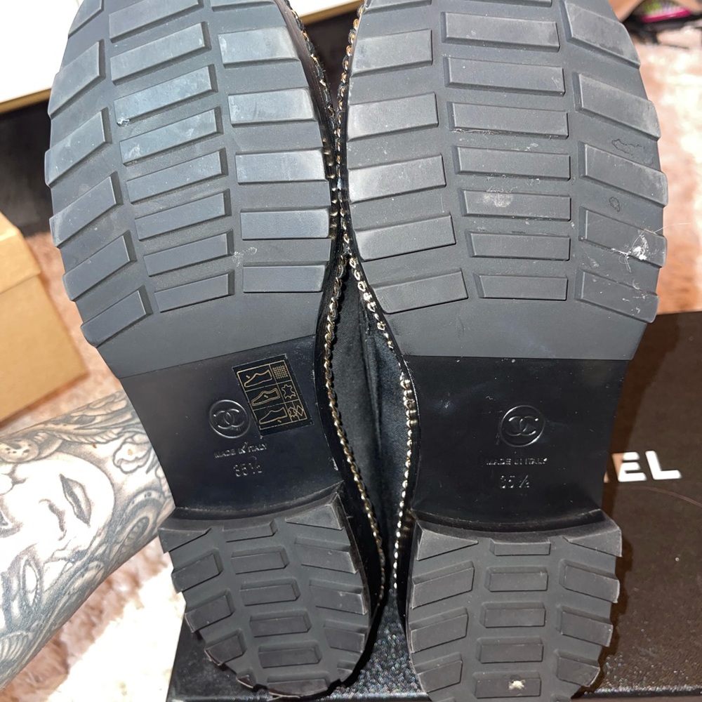 Beautiful Chanel loafers - Picture 6 of 10